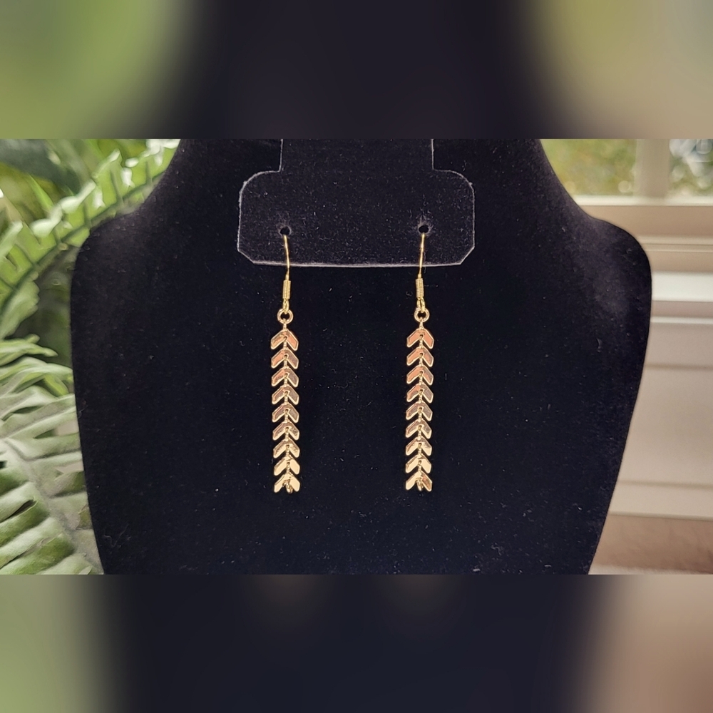 Gold Chevron Linear Drop Statement Dangle Earrings / Pierced - Picture 4 of 5